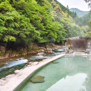 神湯荘
