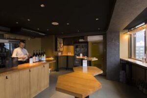 純米酒専門YATA 新宿三丁目店